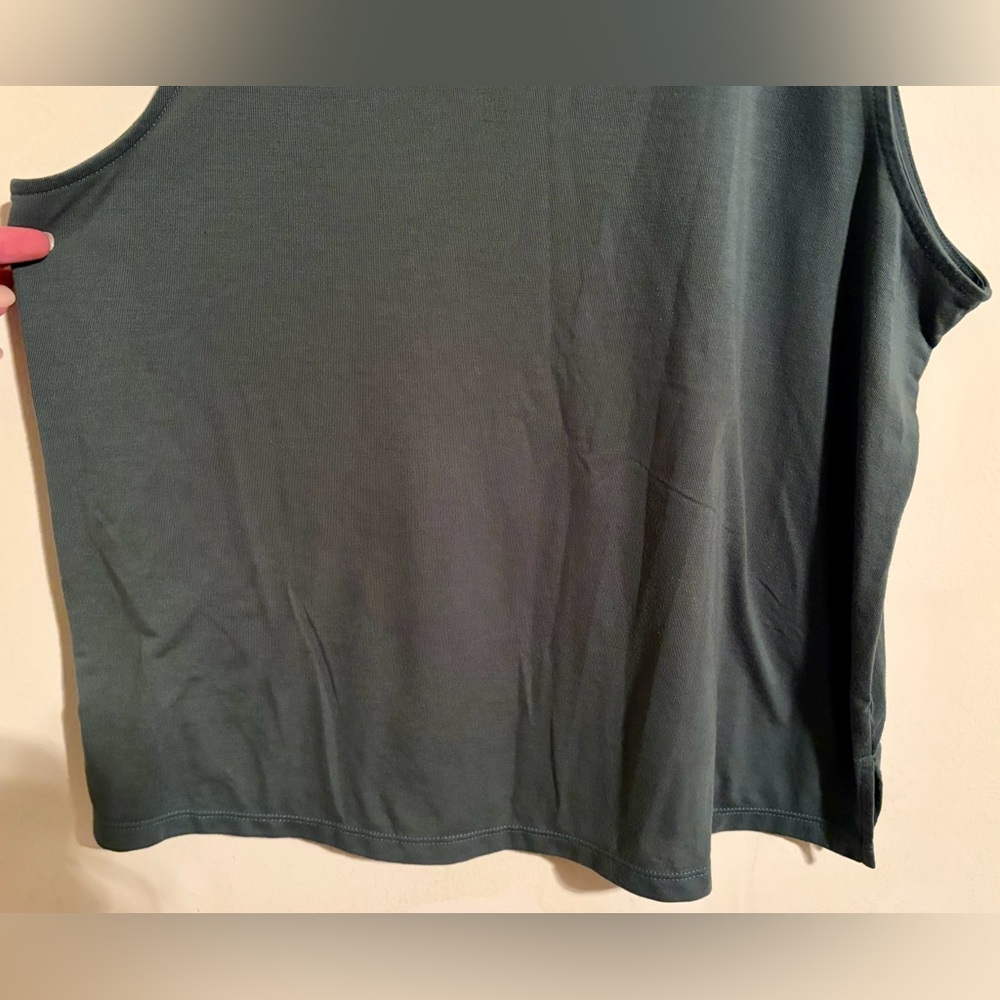 Women’s Old Navy Green Active Ultralite Go Dry Tank Top Wide Strap Muscle Sz Med - Picture 15 of 15
